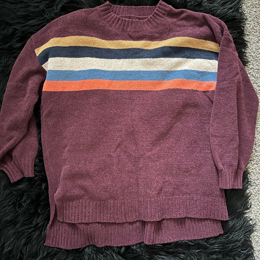LAST CALL! American Eagle pull-over crew neck sweater
